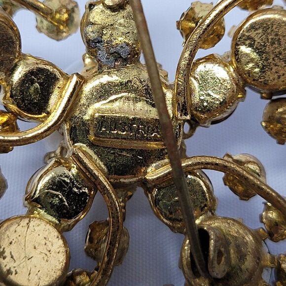 Vintage Signed Austrian Crystal Butterfly Pin Brooch AB Blue Faux Pearl Center - Picture 3 of 9